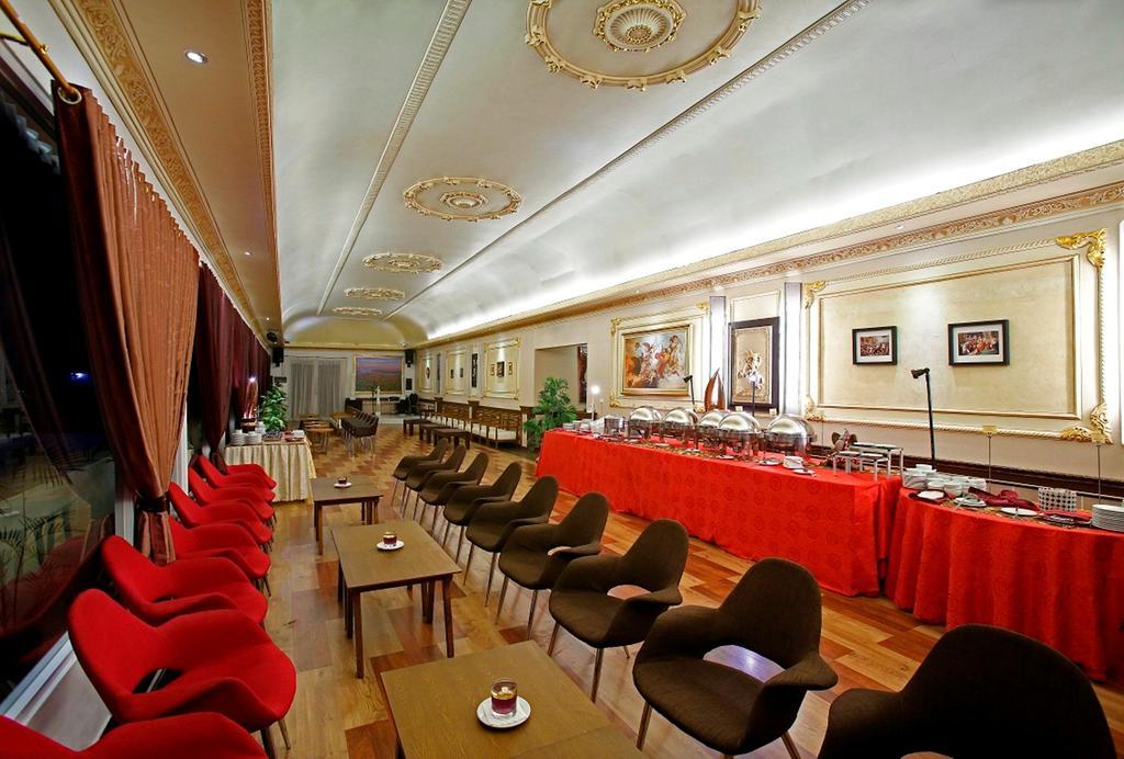 The Rich Jogja Hotel Melati Exterior photo