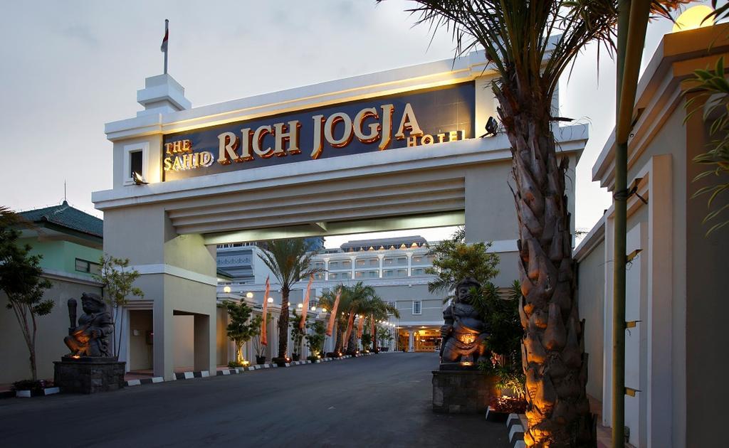 The Rich Jogja Hotel Melati Exterior photo